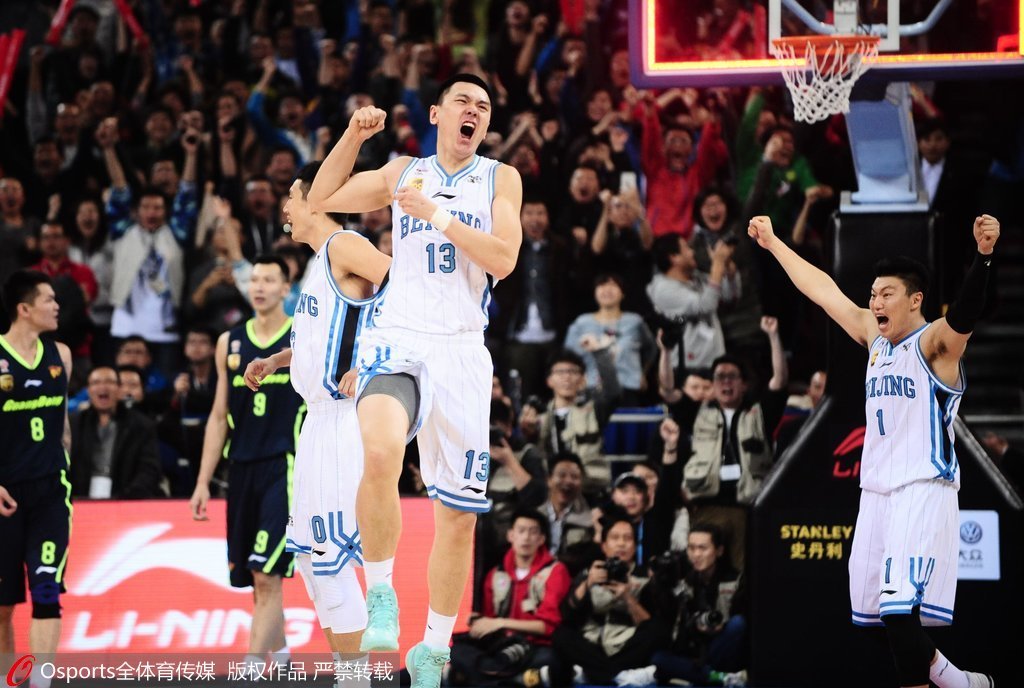 CBA历史绝杀:朱彦西压哨补篮淘汰广东 大郅0.1秒神(图1) CBA历史绝杀:朱彦西压哨补篮淘汰广东 大郅0.1秒神(图1)